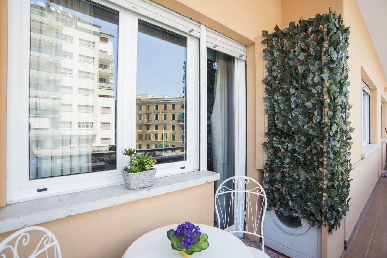 Stradivari Luxury Apartment Рим Екстер'єр фото